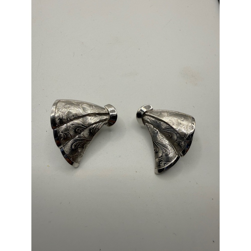 Coro Vintage Silver Tone Engraved Fan Clip On Earrings Textured Mid Century